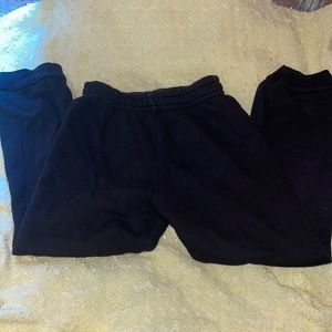 Black sweats boys *PLEASE BUNDLE! 30% off & Lower shipping w/4+ items